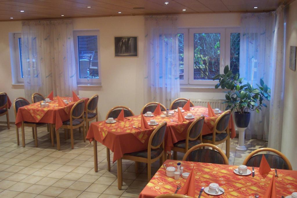 Zwingenberg  Hotel Garni Zur Bergstrasse المظهر الخارجي الصورة